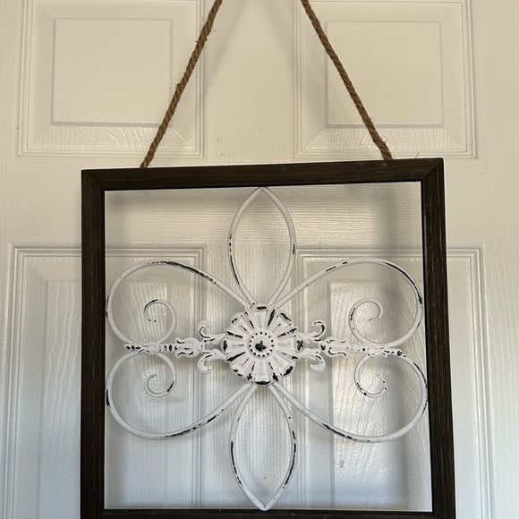 Chic Rustic White Metal Wall Decor for a Timeless Home Ambiance Wall Art - Picture 3 of 7